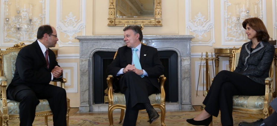 Embajador de la República de Guatemala entregó sus cartas credenciales al Presidente Juan Manuel Santos
